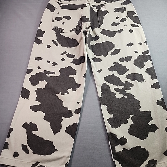 Cow Print Brown & Cream Women’s Trendy Western Denim Baggy Jeans Size L - Picture 4 of 4
